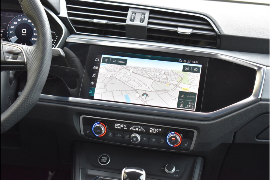 Audi Q3 45 TFSI e S-Line 245 Pk Black Ed Navi Leder Trekhaak 20 Inch Audi Q3 45 TFSI e S-Line 245 Pk Black Ed Navi Leder Trekhaak 20 Inch