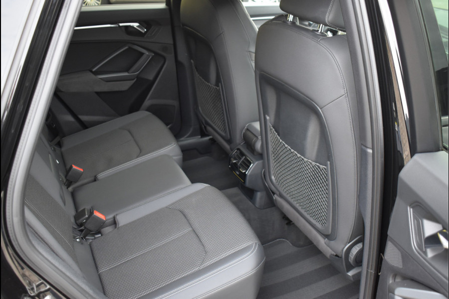 Audi Q3 45 TFSI e S-Line 245 Pk Black Ed Navi Leder Trekhaak 20 Inch Audi Q3 45 TFSI e S-Line 245 Pk Black Ed Navi Leder Trekhaak 20 Inch