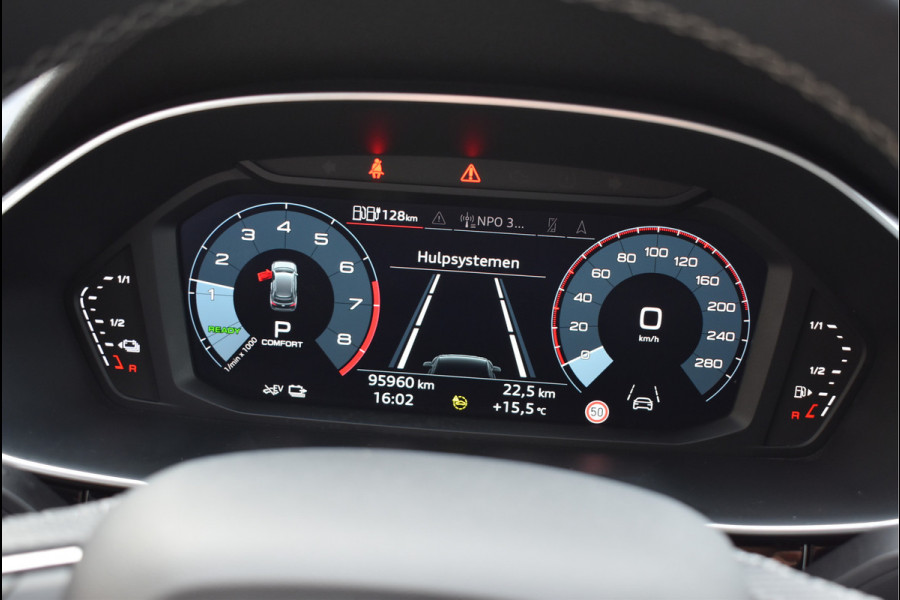 Audi Q3 45 TFSI e S-Line 245 Pk Black Ed Navi Leder Trekhaak 20 Inch Audi Q3 45 TFSI e S-Line 245 Pk Black Ed Navi Leder Trekhaak 20 Inch