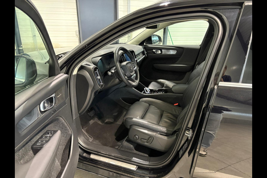 Volvo XC40 T5 Aut. Plug-in Hybrid Ultimate Bright Panoramadak Leder ACC 262pk Volvo XC40 T5 Aut. Plug-in Hybrid Ultimate Bright Panoramadak Leder ACC 262pk