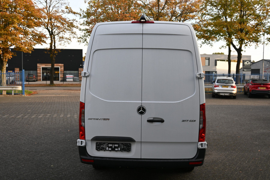 Mercedes-Benz Sprinter 317 CDI L3H2 Pro Smartphone integratie, 270 graden achterdeuren, Etc. Mercedes-Benz Sprinter 317 CDI L3H2 Pro Smartphone integratie, 270 graden achterdeuren, Etc.