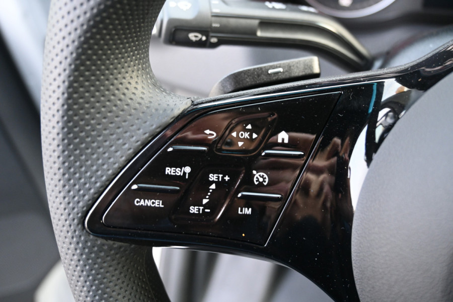 Mercedes-Benz Sprinter 317 CDI L3H2 Pro Smartphone integratie, 270 graden achterdeuren, Etc. Mercedes-Benz Sprinter 317 CDI L3H2 Pro Smartphone integratie, 270 graden achterdeuren, Etc.