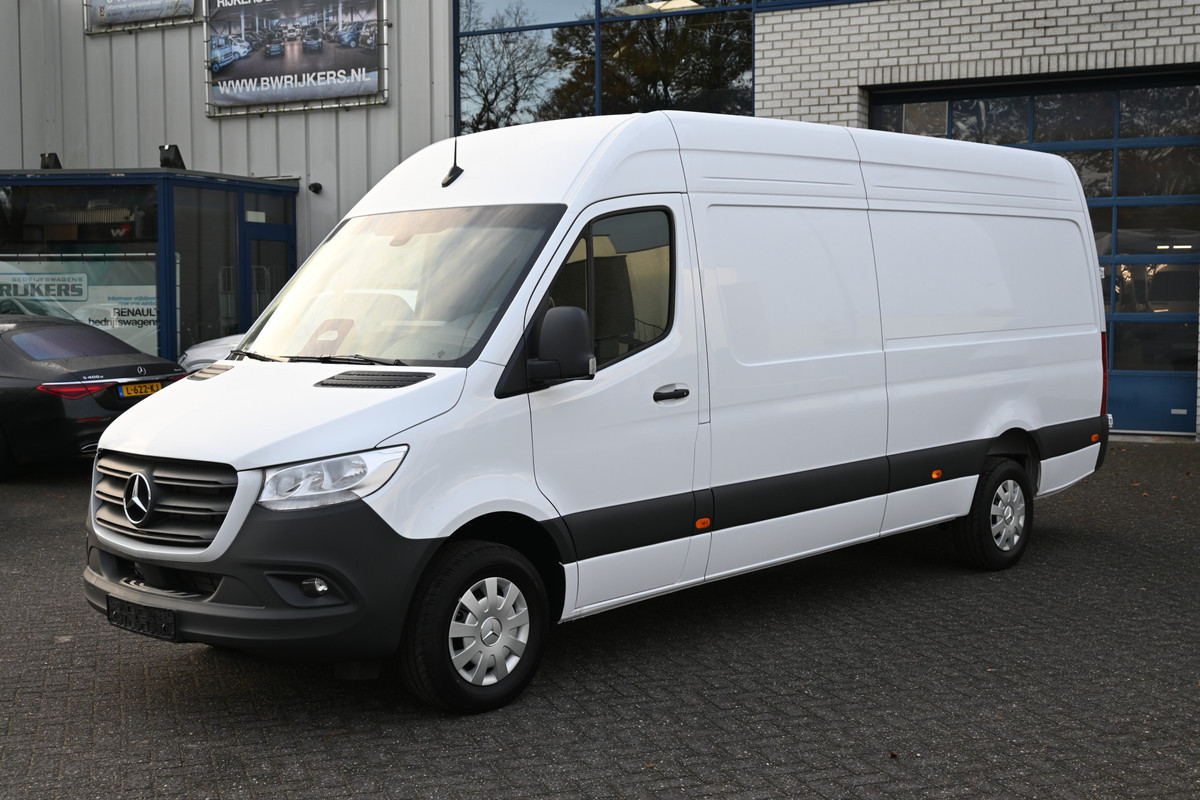 Mercedes-Benz Sprinter 317 CDI L3H2 Pro Smartphone integratie, 270 graden achterdeuren, Etc. Mercedes-Benz Sprinter 317 CDI L3H2 Pro Smartphone integratie, 270 graden achterdeuren, Etc.