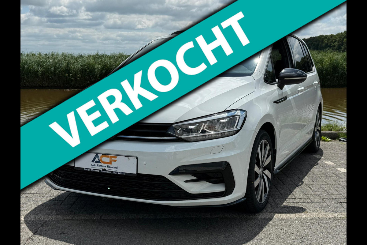 Volkswagen Touran 1.5 TSI Highline Business R 7p volle prachtige auto Volkswagen Touran 1.5 TSI Highline Business R 7p volle prachtige auto