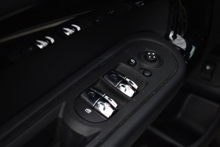 MINI Countryman Cooper S E ALL4 CAMERA/NAVI/LEDER MINI Countryman Cooper S E ALL4 CAMERA/NAVI/LEDER
