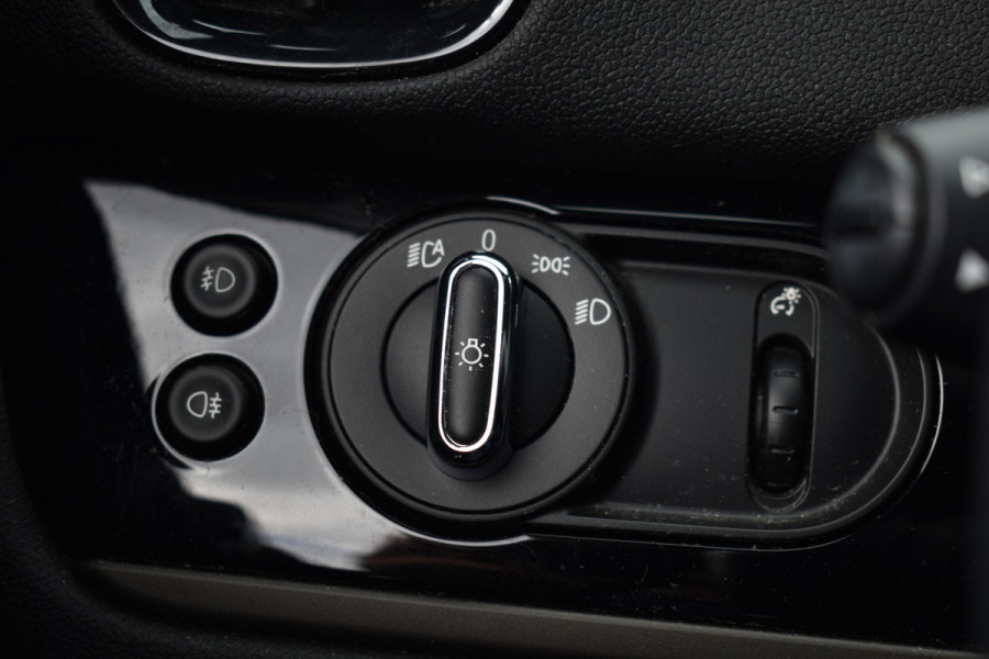 MINI Countryman Cooper S E ALL4 CAMERA/NAVI/LEDER MINI Countryman Cooper S E ALL4 CAMERA/NAVI/LEDER