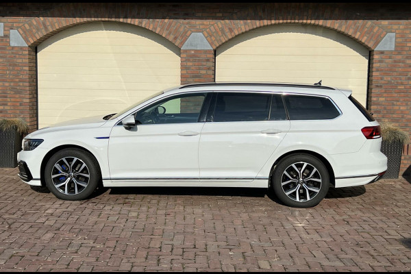 Volkswagen Passat Variant 1.4 TSI PHEV GTE Business Navi Clima LED 360 Camera PDC Volkswagen Passat Variant 1.4 TSI PHEV GTE Business Navi Clima LED 360 Camera PDC
