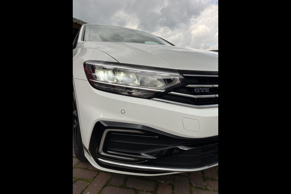 Volkswagen Passat Variant 1.4 TSI PHEV GTE Business Navi Clima LED 360 Camera PDC Volkswagen Passat Variant 1.4 TSI PHEV GTE Business Navi Clima LED 360 Camera PDC