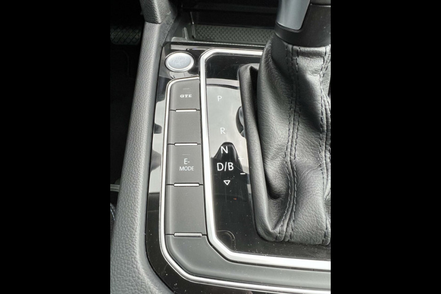 Volkswagen Passat Variant 1.4 TSI PHEV GTE Business Navi Clima LED 360 Camera PDC Volkswagen Passat Variant 1.4 TSI PHEV GTE Business Navi Clima LED 360 Camera PDC