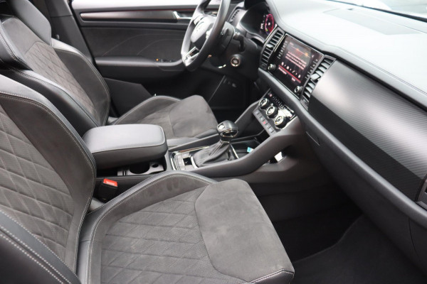 Škoda Kodiaq 1.5 TSI Sportline Business org.Nl el.trekhaak el.schuifdak canton stuur+stoelverw. el.klep