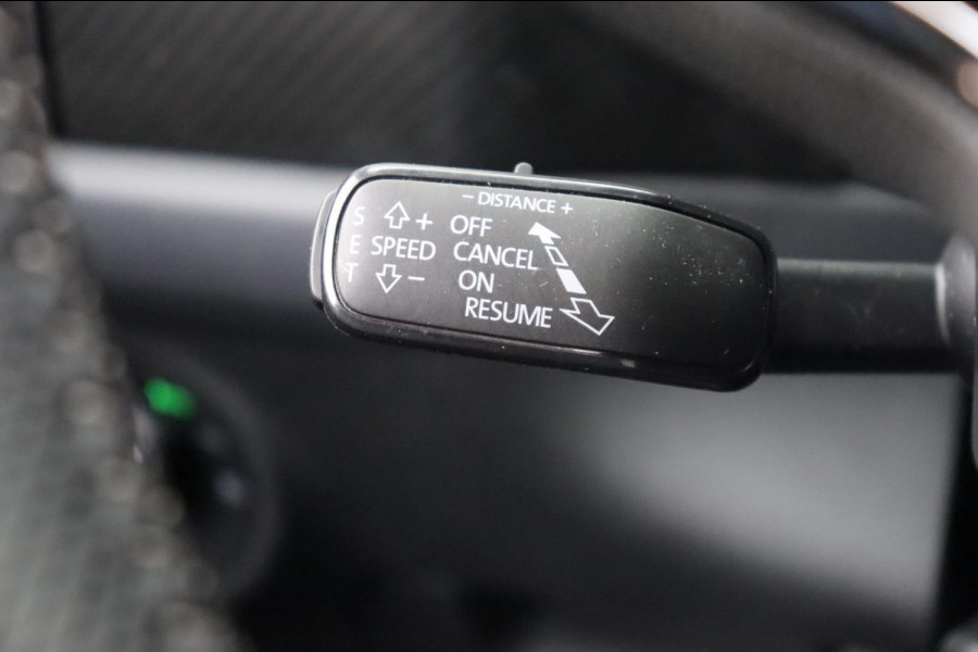 Škoda Kodiaq 1.5 TSI Sportline Business org.Nl el.trekhaak el.schuifdak canton stuur+stoelverw. el.klep