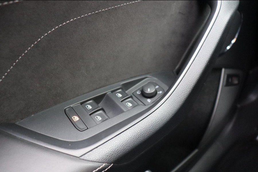 Škoda Kodiaq 1.5 TSI Sportline Business org.Nl el.trekhaak el.schuifdak canton stuur+stoelverw. el.klep