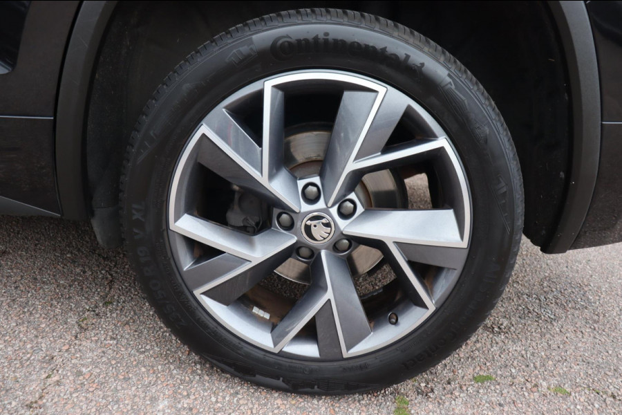 Škoda Kodiaq 1.5 TSI Sportline Business org.Nl el.trekhaak el.schuifdak canton stuur+stoelverw. el.klep