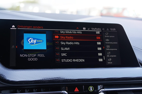 BMW 1-serie 118i Executive Edition + HARMAN KARDON / CAMERA / STOELVERWARMING