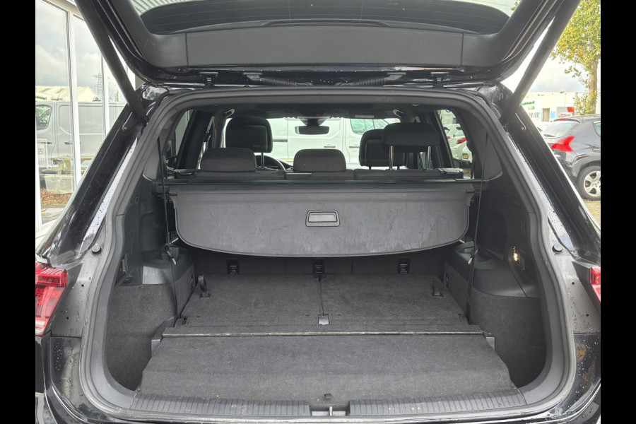 Volkswagen Tiguan Allspace 1.5 TSI Highline Business R 7persoons | R Line | Automaat | Pano Volkswagen Tiguan Allspace 1.5 TSI Highline Business R 7persoons | R Line | Automaat | Pano
