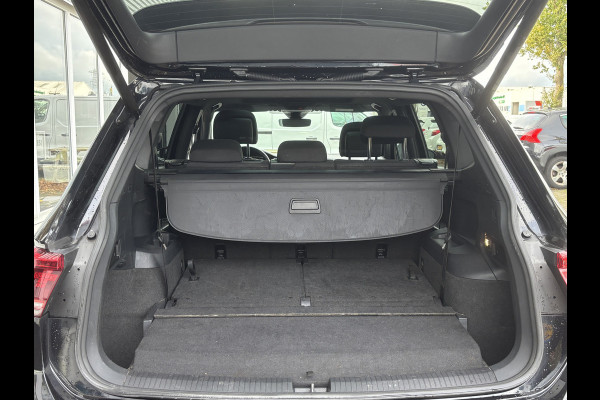 Volkswagen Tiguan Allspace 1.5 TSI Highline Business R 7persoons | R Line | Automaat | Pano Volkswagen Tiguan Allspace 1.5 TSI Highline Business R 7persoons | R Line | Automaat | Pano