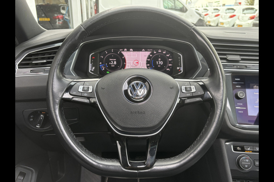 Volkswagen Tiguan Allspace 1.5 TSI Highline Business R 7persoons | R Line | Automaat | Pano Volkswagen Tiguan Allspace 1.5 TSI Highline Business R 7persoons | R Line | Automaat | Pano