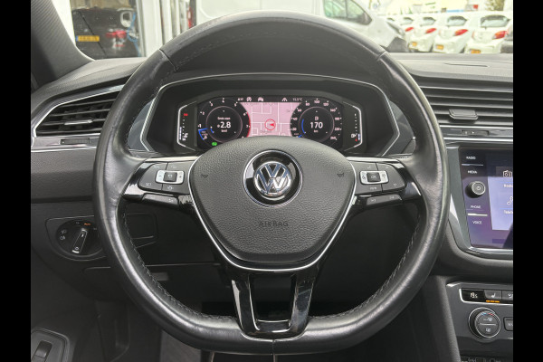 Volkswagen Tiguan Allspace 1.5 TSI Highline Business R 7persoons | R Line | Automaat | Pano Volkswagen Tiguan Allspace 1.5 TSI Highline Business R 7persoons | R Line | Automaat | Pano
