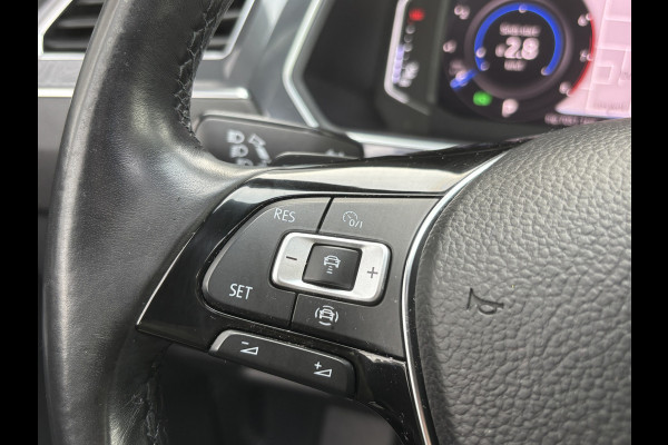 Volkswagen Tiguan Allspace 1.5 TSI Highline Business R 7persoons | R Line | Automaat | Pano Volkswagen Tiguan Allspace 1.5 TSI Highline Business R 7persoons | R Line | Automaat | Pano