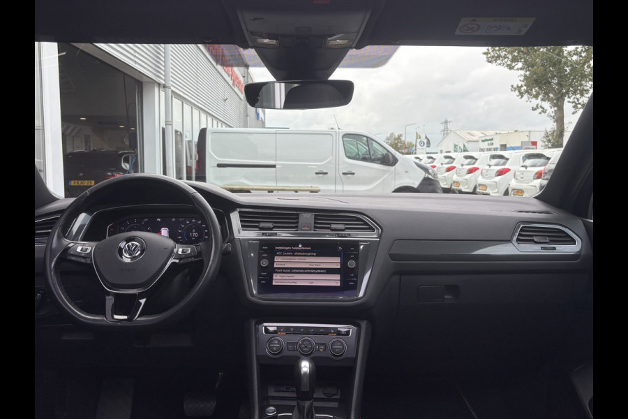 Volkswagen Tiguan Allspace 1.5 TSI Highline Business R 7persoons | R Line | Automaat | Pano Volkswagen Tiguan Allspace 1.5 TSI Highline Business R 7persoons | R Line | Automaat | Pano
