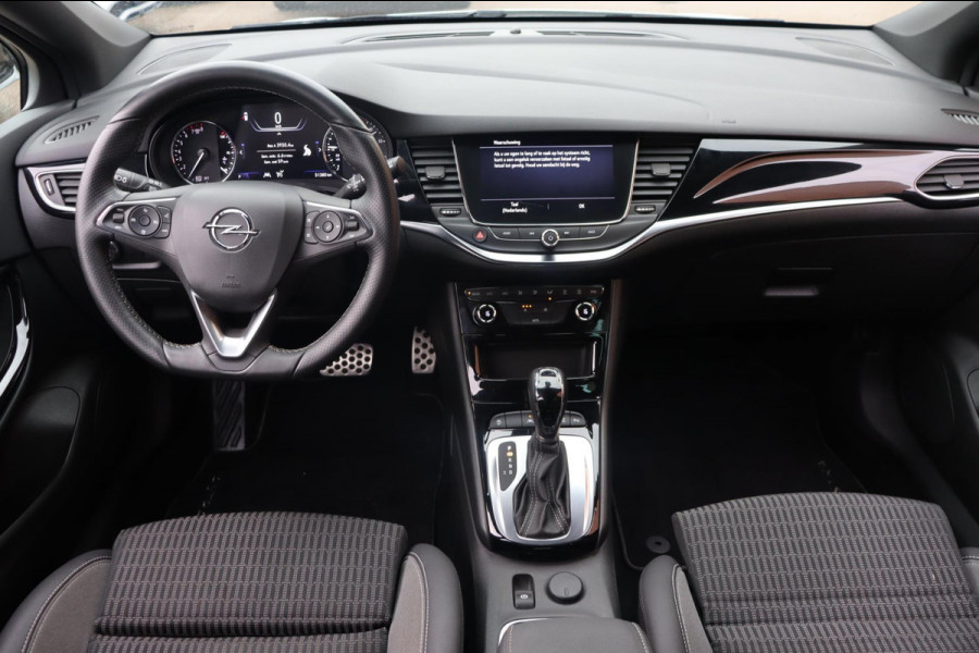 Opel Astra Sports Tourer 1.4 Elegance org.NL Comfort-stoelen a.camera Opel Astra Sports Tourer 1.4 Elegance org.NL Comfort-stoelen a.camera