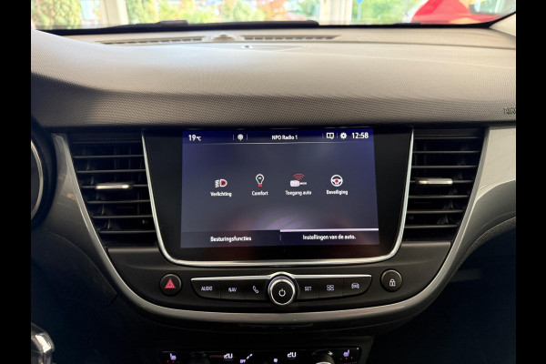 Opel Crossland 1.2 Turbo Elegance | Rijklaar | Navi | Camera | Parkpilot | Stoel + stuurverwarming | Opel Crossland 1.2 Turbo Elegance | Rijklaar | Navi | Camera | Parkpilot | Stoel + stuurverwarming |