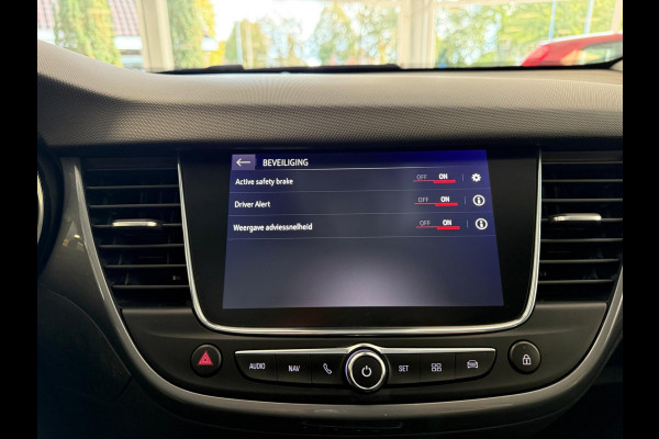 Opel Crossland 1.2 Turbo Elegance | Rijklaar | Navi | Camera | Parkpilot | Stoel + stuurverwarming | Opel Crossland 1.2 Turbo Elegance | Rijklaar | Navi | Camera | Parkpilot | Stoel + stuurverwarming |