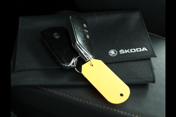 Škoda ENYAQ iV 80|SOH 90%|Panoramadak|Leer|Trekhaak|ACC|Stoelverwarming Škoda ENYAQ iV 80|SOH 90%|Panoramadak|Leer|Trekhaak|ACC|Stoelverwarming