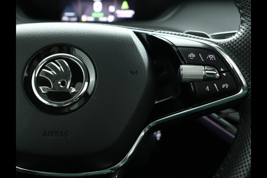 Škoda ENYAQ iV 80|SOH 90%|Panoramadak|Leer|Trekhaak|ACC|Stoelverwarming Škoda ENYAQ iV 80|SOH 90%|Panoramadak|Leer|Trekhaak|ACC|Stoelverwarming