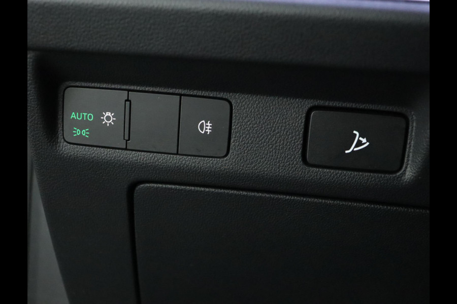 Škoda ENYAQ iV 80|SOH 90%|Panoramadak|Leer|Trekhaak|ACC|Stoelverwarming Škoda ENYAQ iV 80|SOH 90%|Panoramadak|Leer|Trekhaak|ACC|Stoelverwarming