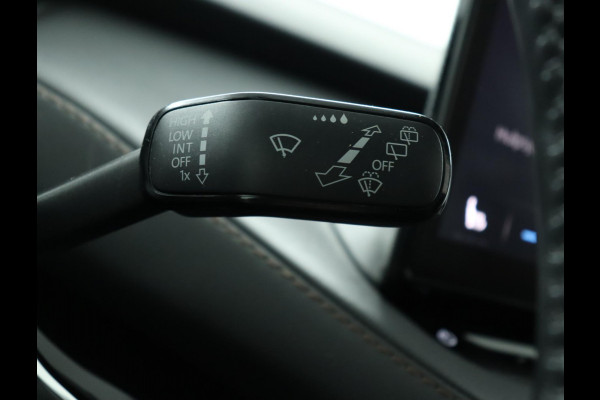 Škoda ENYAQ iV 80|SOH 90%|Panoramadak|Leer|Trekhaak|ACC|Stoelverwarming Škoda ENYAQ iV 80|SOH 90%|Panoramadak|Leer|Trekhaak|ACC|Stoelverwarming