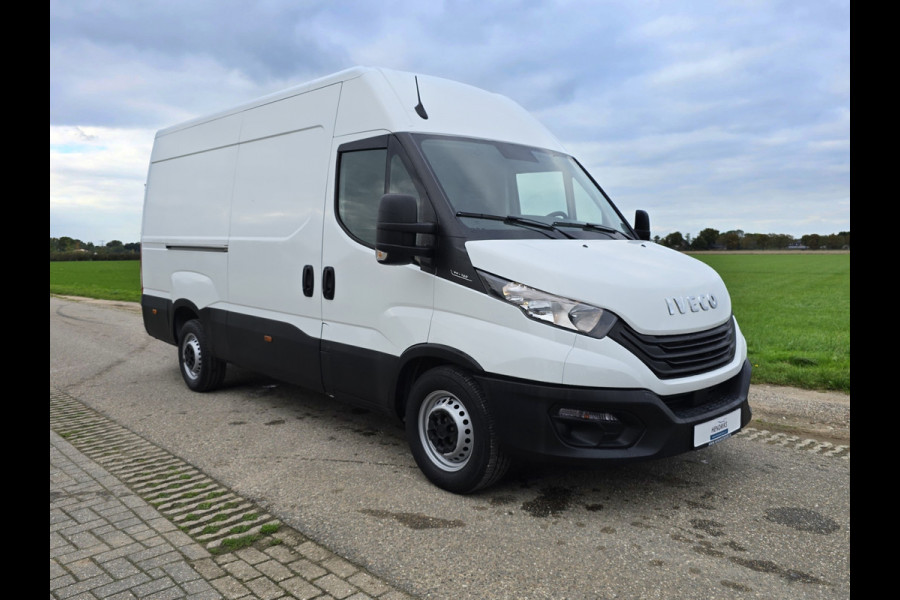 Iveco Daily 35S14V 2.3 352L H2 L2L H2 - 140 Pk - Euro 6 - Airco - Cruise Control Iveco Daily 35S14V 2.3 352L H2 L2L H2 - 140 Pk - Euro 6 - Airco - Cruise Control