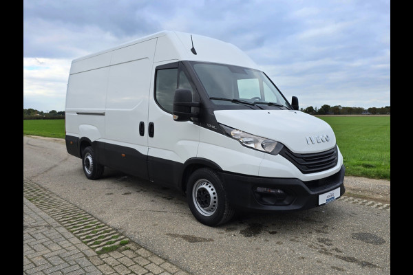 Iveco Daily 35S14V 2.3 352L H2 L2L H2 - 140 Pk - Euro 6 - Airco - Cruise Control Iveco Daily 35S14V 2.3 352L H2 L2L H2 - 140 Pk - Euro 6 - Airco - Cruise Control