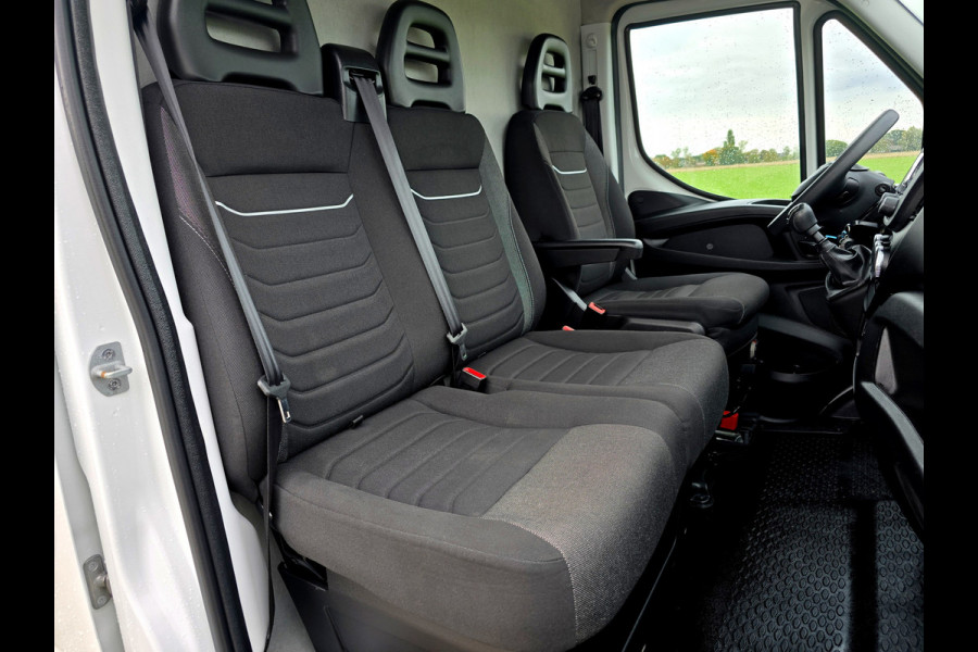 Iveco Daily 35S14V 2.3 352L H2 L2L H2 - 140 Pk - Euro 6 - Airco - Cruise Control Iveco Daily 35S14V 2.3 352L H2 L2L H2 - 140 Pk - Euro 6 - Airco - Cruise Control