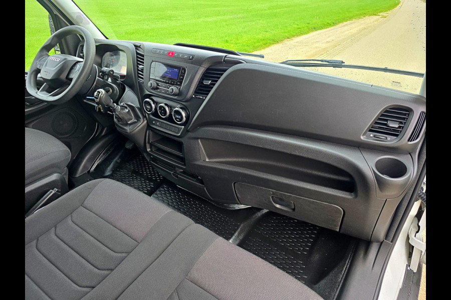Iveco Daily 35S14V 2.3 352L H2 L2L H2 - 140 Pk - Euro 6 - Airco - Cruise Control Iveco Daily 35S14V 2.3 352L H2 L2L H2 - 140 Pk - Euro 6 - Airco - Cruise Control