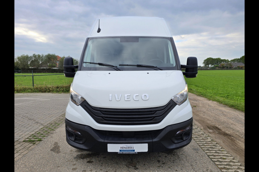 Iveco Daily 35S14V 2.3 352L H2 L2L H2 - 140 Pk - Euro 6 - Airco - Cruise Control Iveco Daily 35S14V 2.3 352L H2 L2L H2 - 140 Pk - Euro 6 - Airco - Cruise Control