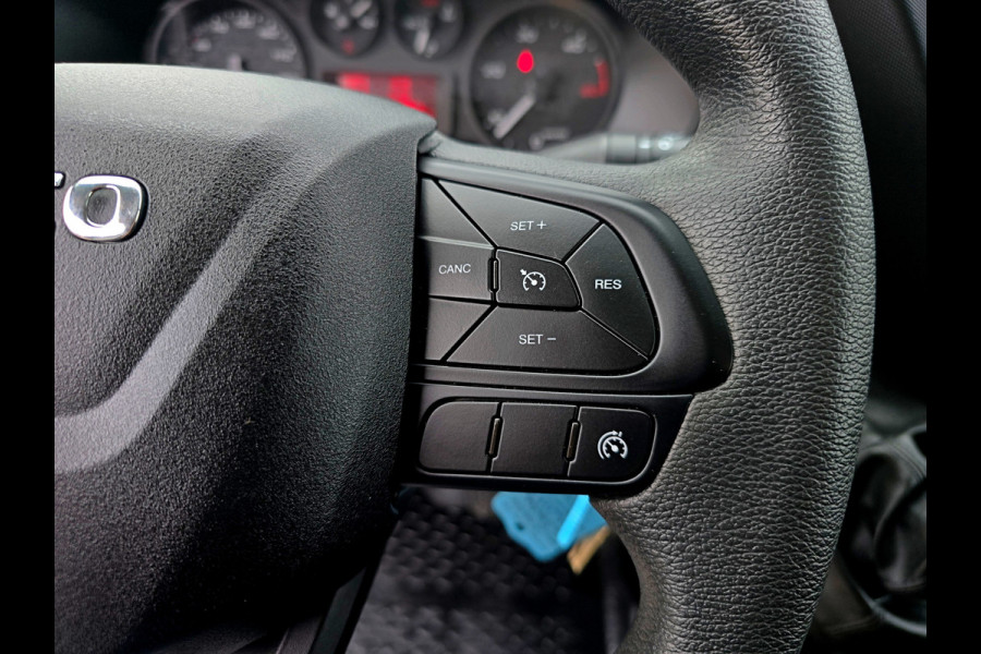 Iveco Daily 35S14V 2.3 352L H2 L2L H2 - 140 Pk - Euro 6 - Airco - Cruise Control Iveco Daily 35S14V 2.3 352L H2 L2L H2 - 140 Pk - Euro 6 - Airco - Cruise Control