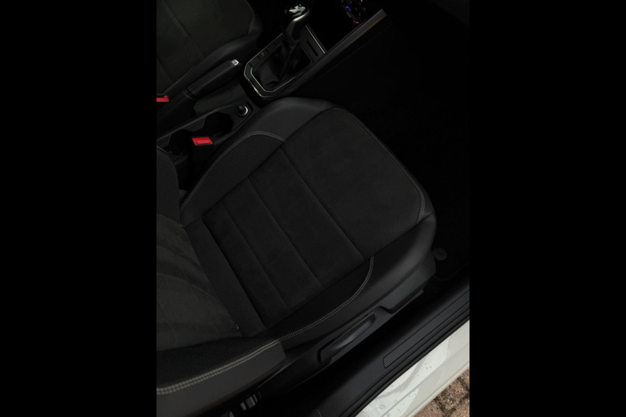 Volkswagen Polo 1.0 TSI Edition CarPlay IQ Lights Volkswagen Polo 1.0 TSI Edition CarPlay IQ Lights