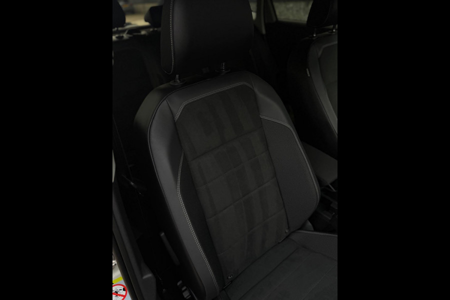 Volkswagen Polo 1.0 TSI Edition CarPlay IQ Lights Volkswagen Polo 1.0 TSI Edition CarPlay IQ Lights