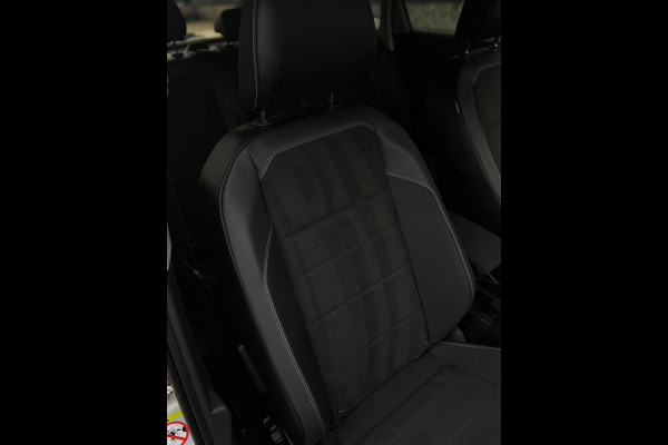 Volkswagen Polo 1.0 TSI Edition CarPlay IQ Lights Volkswagen Polo 1.0 TSI Edition CarPlay IQ Lights