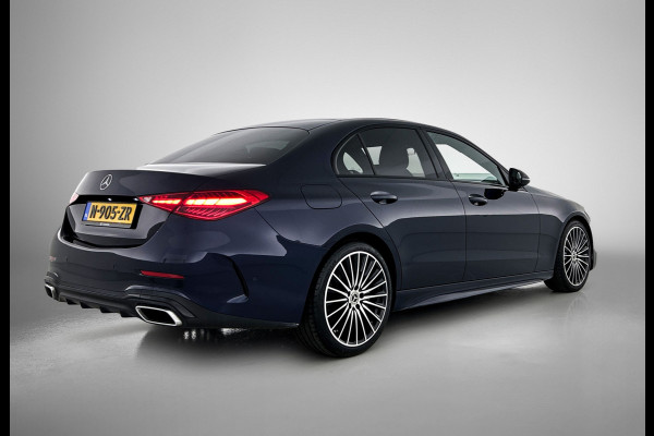 Mercedes-Benz C-Klasse 180 AMG Line Multispaaks lichtmetalen velgen 19 inch. Navigatie | parking support met camera achter | Inclusief 24 maanden MB Certified garantie voor Europa. Mercedes-Benz C-Klasse 180 AMG Line Multispaaks lichtmetalen velgen 19 inch. Navigatie | parking support met camera achter | Inclusief 24 maanden MB Certified garantie voor Europa.