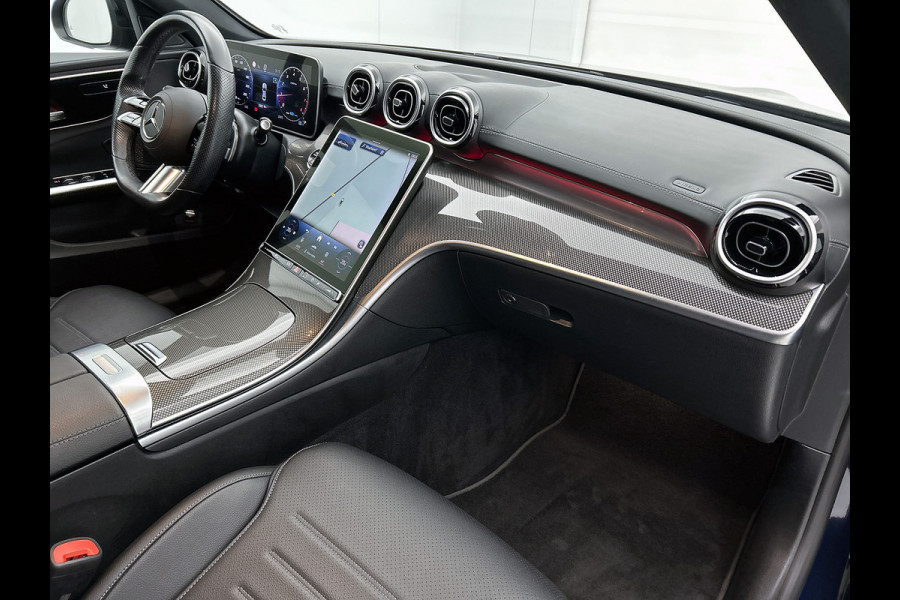 Mercedes-Benz C-Klasse 180 AMG Line Multispaaks lichtmetalen velgen 19 inch. Navigatie | parking support met camera achter | Inclusief 24 maanden MB Certified garantie voor Europa. Mercedes-Benz C-Klasse 180 AMG Line Multispaaks lichtmetalen velgen 19 inch. Navigatie | parking support met camera achter | Inclusief 24 maanden MB Certified garantie voor Europa.