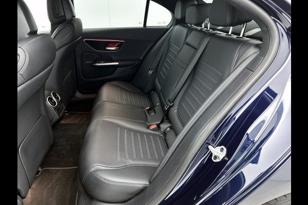Mercedes-Benz C-Klasse 180 AMG Line Multispaaks lichtmetalen velgen 19 inch. Navigatie | parking support met camera achter | Inclusief 24 maanden MB Certified garantie voor Europa. Mercedes-Benz C-Klasse 180 AMG Line Multispaaks lichtmetalen velgen 19 inch. Navigatie | parking support met camera achter | Inclusief 24 maanden MB Certified garantie voor Europa.