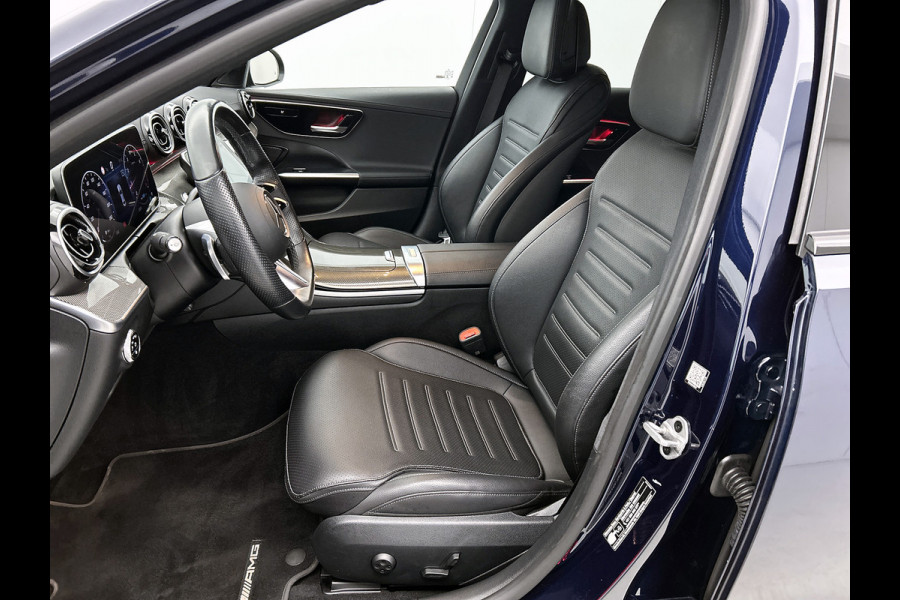 Mercedes-Benz C-Klasse 180 AMG Line Multispaaks lichtmetalen velgen 19 inch. Navigatie | parking support met camera achter | Inclusief 24 maanden MB Certified garantie voor Europa. Mercedes-Benz C-Klasse 180 AMG Line Multispaaks lichtmetalen velgen 19 inch. Navigatie | parking support met camera achter | Inclusief 24 maanden MB Certified garantie voor Europa.
