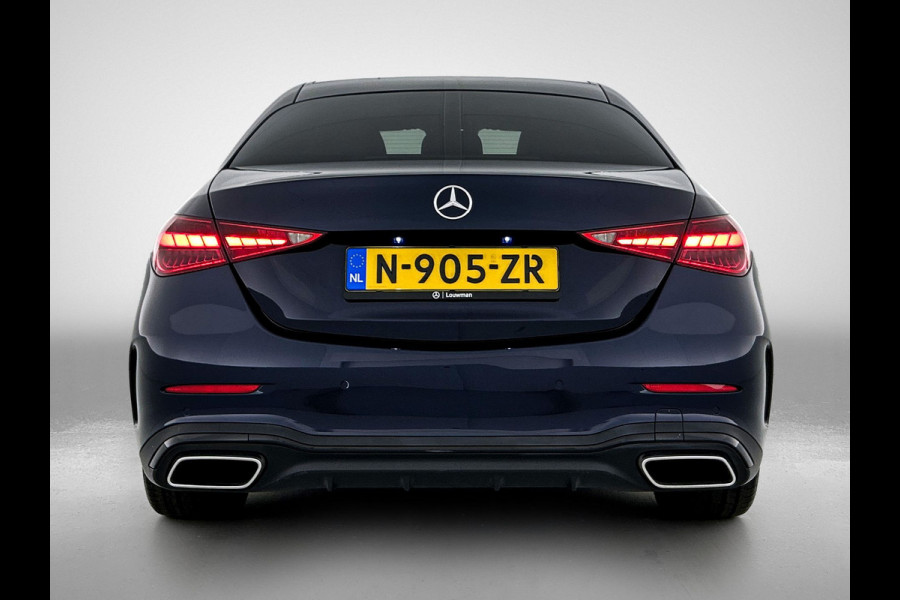 Mercedes-Benz C-Klasse 180 AMG Line Multispaaks lichtmetalen velgen 19 inch. Navigatie | parking support met camera achter | Inclusief 24 maanden MB Certified garantie voor Europa. Mercedes-Benz C-Klasse 180 AMG Line Multispaaks lichtmetalen velgen 19 inch. Navigatie | parking support met camera achter | Inclusief 24 maanden MB Certified garantie voor Europa.