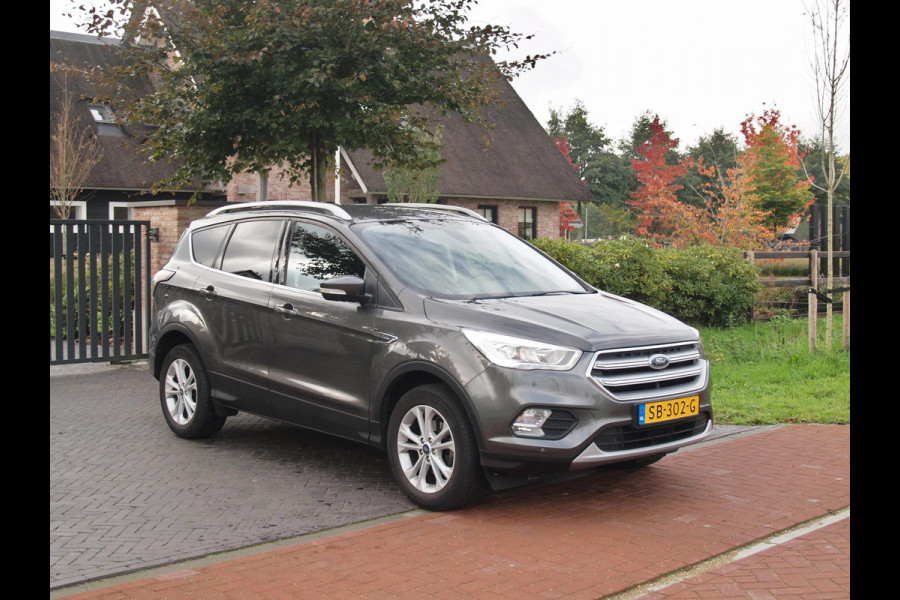 Ford Kuga 1.5 EcoBoost Titanium | Apple Carplay | Camera | Cruise Control | Trekhaak |