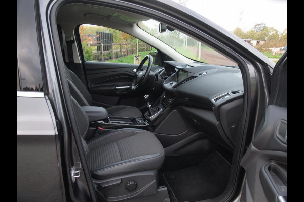 Ford Kuga 1.5 EcoBoost Titanium | Apple Carplay | Camera | Cruise Control | Trekhaak |