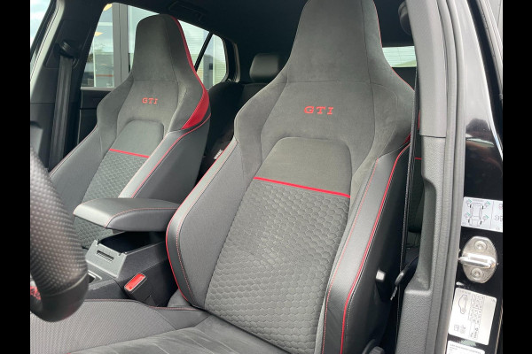 Volkswagen Golf 2.0 TSI GTI Clubsport IQ Panorama Garantie Dealer Onderhouden