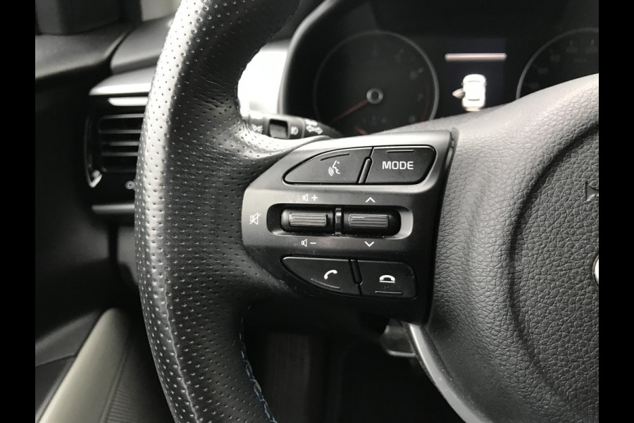 Kia Stonic 1.0 ExecutiveLine Automaat 7 JAAR GARANTIE Kia Stonic 1.0 ExecutiveLine Automaat 7 JAAR GARANTIE