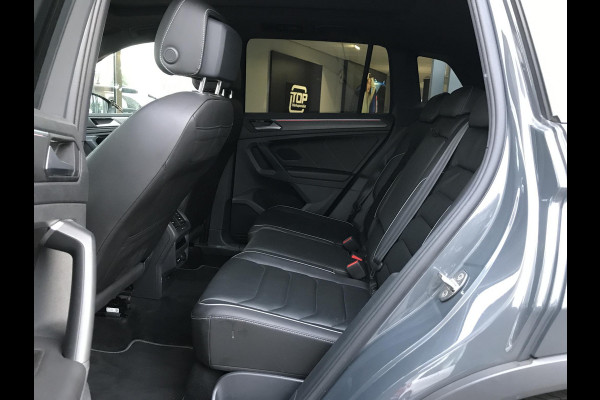 Volkswagen Tiguan 1.5 TSI R-Line Panoramadak Automaat Volkswagen Tiguan 1.5 TSI R-Line Panoramadak Automaat